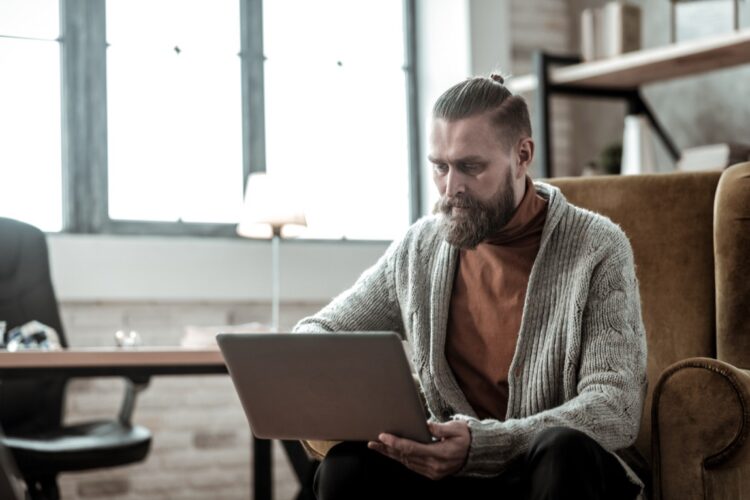 Przed zakupem Lenovo ThinkBook 16 G8 IAL – co warto wiedzieć?